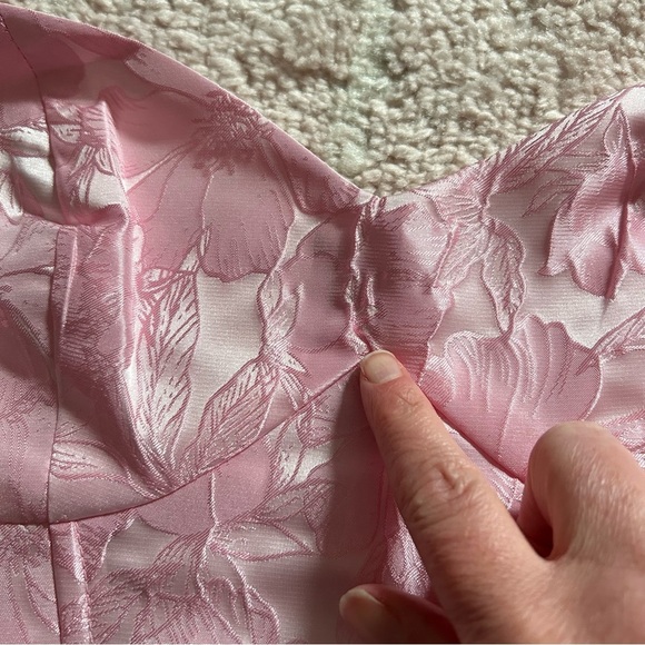NWT Altar’d State Mirabel Satin Jacquard Crop Bustier Corset Top Size XS Pink - Picture 10 of 16
